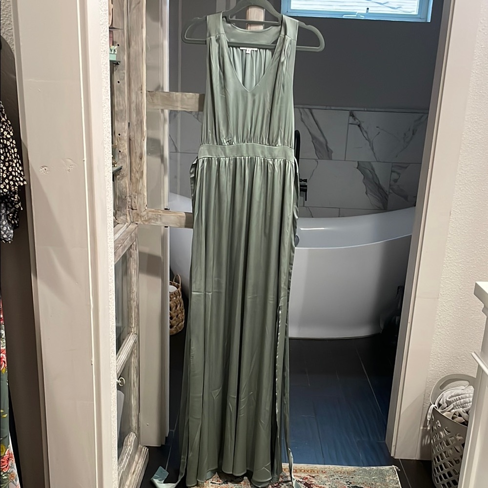 Elegant Sage Green Maxi Dress